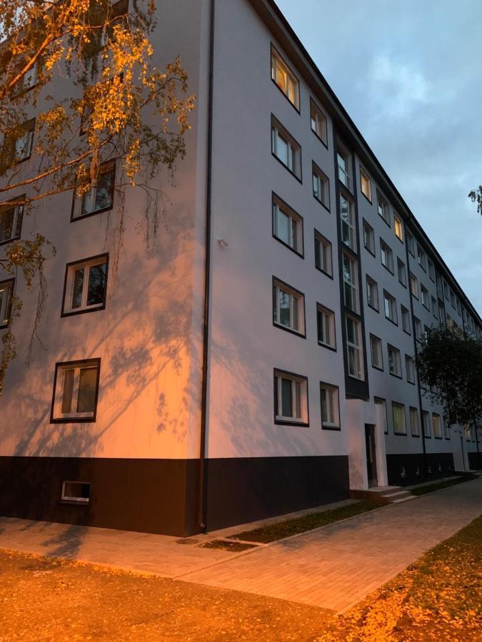 Uus 13B, Beautiful 3-Bedroom Apartment - 3 Big Beds Тарту Экстерьер фото